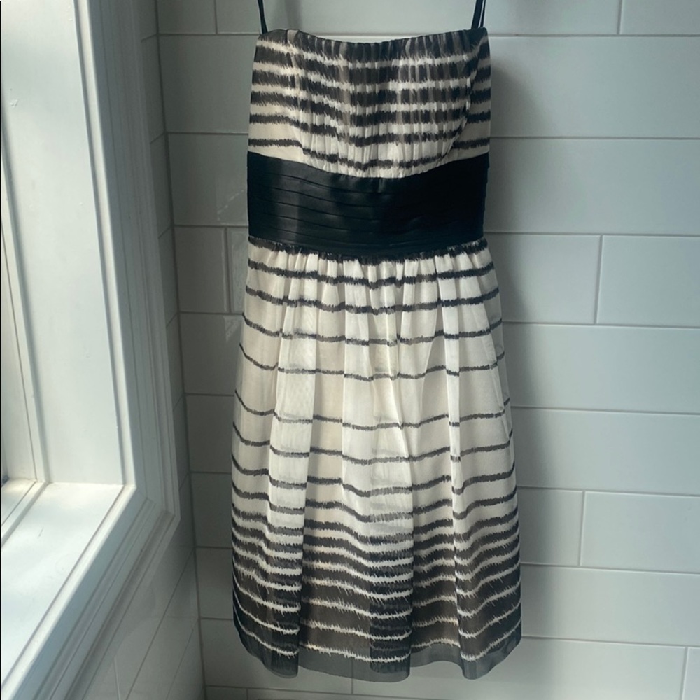 BCBGMAXAZRIA size 0 cocktail dress